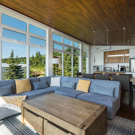 Les Chalets Du Massif De Charlevoix เปอตีต-ริวิแยร์-แซ็งต์-ฟรองซัวส์ ภายนอก รูปภาพ