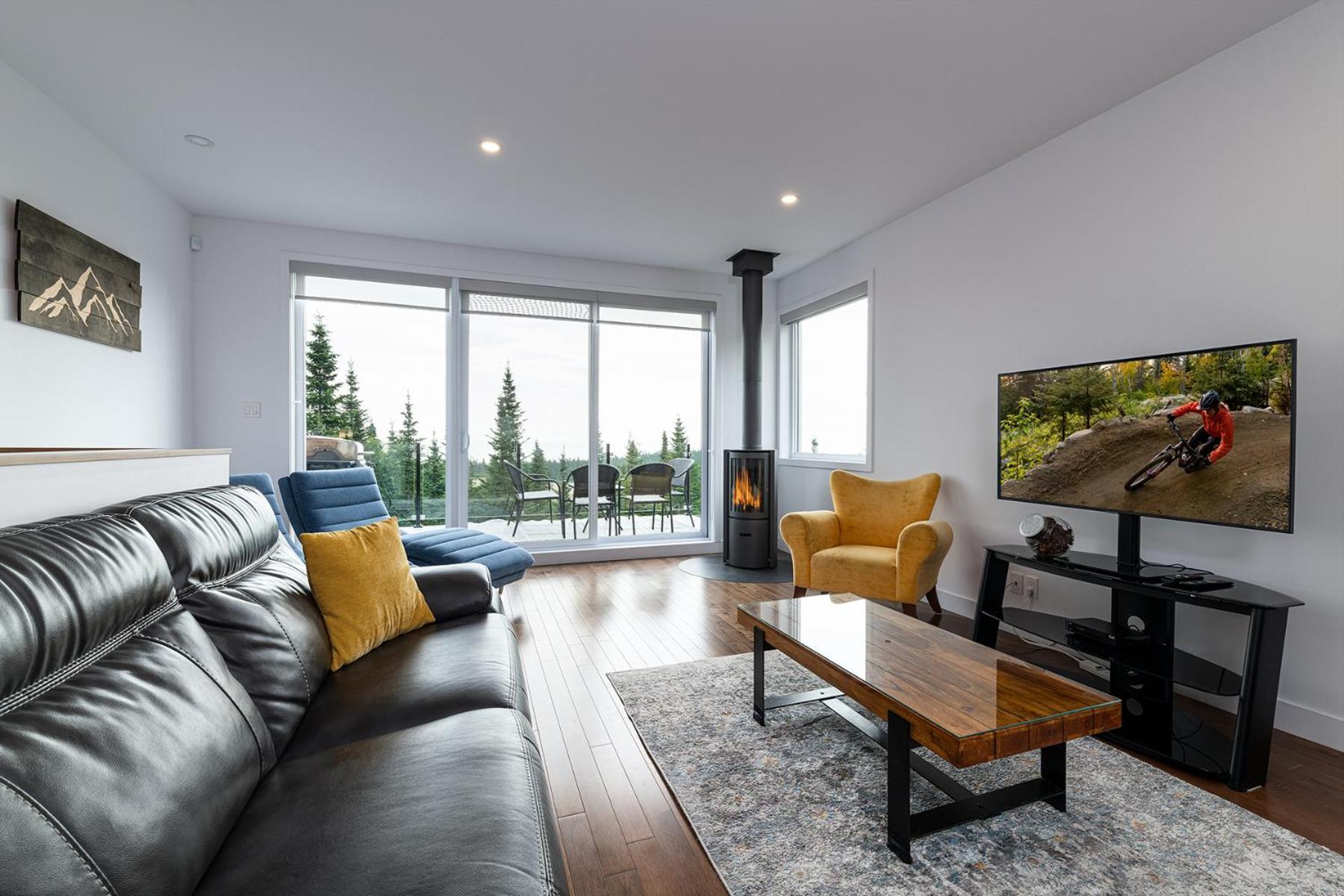Les Chalets Du Massif De Charlevoix เปอตีต-ริวิแยร์-แซ็งต์-ฟรองซัวส์ ภายนอก รูปภาพ